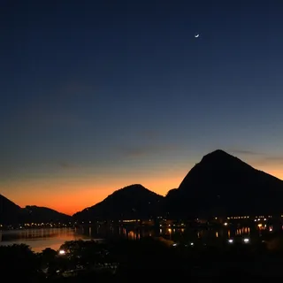 都市夜景,湖泊,灯,天空,,Lagoa Rodrigo de Freitas