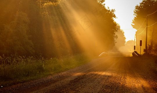 天空,霞光,麦田,公路,沙尘暴,停！