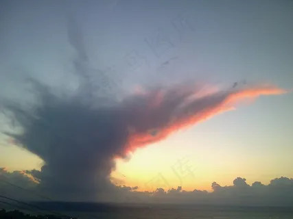 Nous nous disions tous les trois«女主角,法国!» Nous nous disions tous les trois«女主角,法国!»