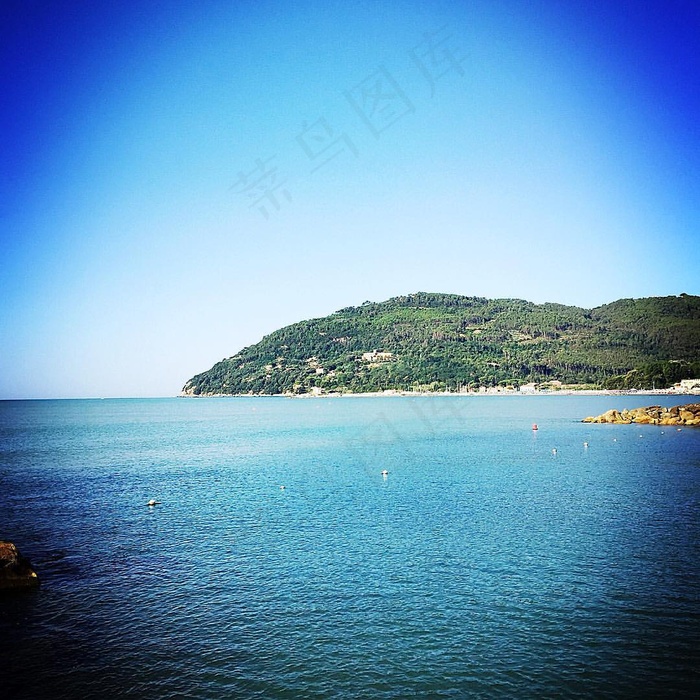 在我的地方度过一个愉快的假期..