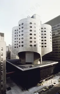 轿车,剧院/博物馆/礼堂,居民楼,建筑,椅子,普伦蒂斯妇女医院和妇产科中心以及诺曼·艾达·斯通和精神病学研究所