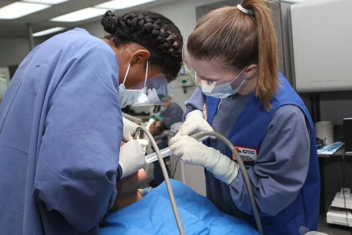 牙科助理认证计划，2012年7月25日