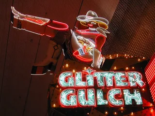 屏幕截图,卡通动漫人物,文字图片,奥特曼,闹花灯,itter沟霓虹灯