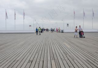 地板砖,轿车,街道,帆船,桥梁,码头