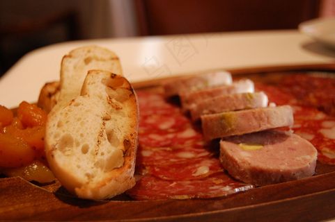 面包,鳗鱼饭,甜品,萝卜糕,曲奇,沙鲁米