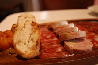 面包,鳗鱼饭,甜品,萝卜糕,曲奇,沙鲁米