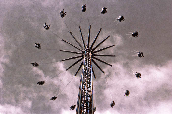 'Bemusement Park '-位于星空传单底部的XMAS_2013