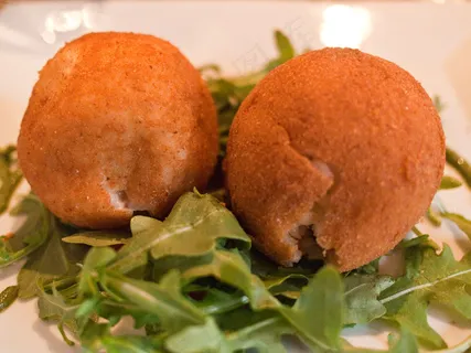 蘑菇,香芋丸,桔子,南瓜饼,汉堡,Piccola Cucina-Arancini Siciliani