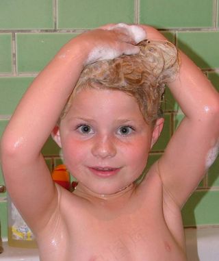 美女,婴儿,人物特写,洗澡,小孩,洗头发