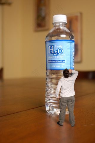 药品,矿泉水-西藏冰川矿泉水,矿泉水-5100西藏冰川矿泉水,矿泉水-斐泉矿泉水,饮料-苏打水饮料,多喝水-3/365-2009年1月3日