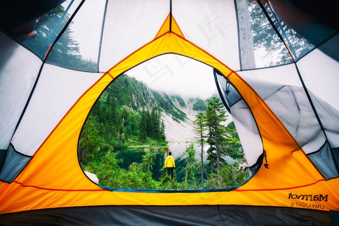 帐篷,轿车,眼镜,图画,工艺品,迈克尔·马蒂（Michael Matti）在雷尼尔山国家公园雪湖上的帐篷照片