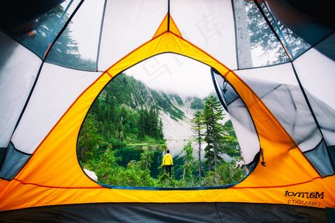 帐篷,轿车,眼镜,图画,工艺品,迈克尔·马蒂（Michael Matti）在雷尼尔山国家公园雪湖上的帐篷照片