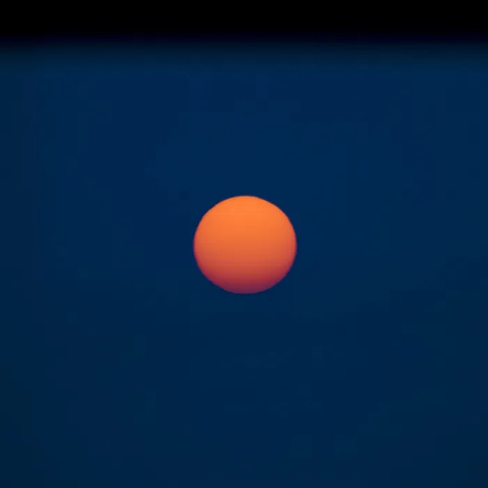 天空,鸡蛋,模糊图片,乒乓球,东京日本日出-IMG_9527_72dpi