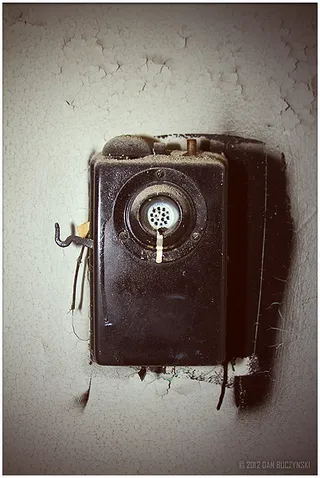 保险柜,吊坠,包,打火机,散热器,前文字