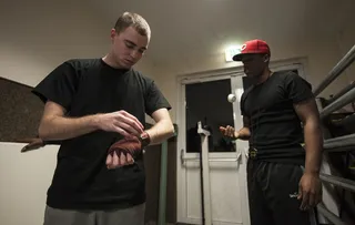 美女,男孩,快板书,室内一角,合照,141206-F-QP401-807