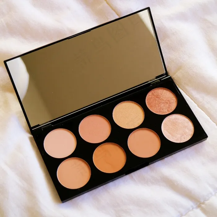 美妆,眼影盘,腮红,包装袋/盒,高光粉,化妆革命关于青铜