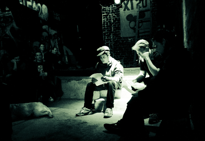 人物活动,电视屏幕,屏幕截图,卡通动漫人物,少林,诗意的朋克之夜