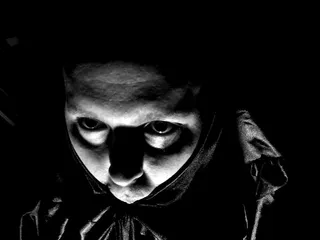 Monomania-Light及其宏大叙事者