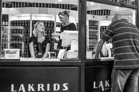 卡通动漫人物,电话亭,杀死一只知更鸟,文字图片,屏幕截图,顾客