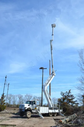 机器设备,轿车,天空,建筑,飞机,100英尺斗车