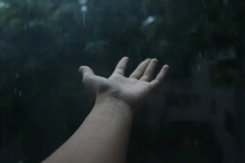 从高处向我下雨