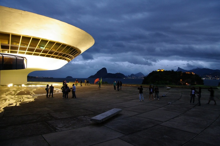 剧院/博物馆/礼堂,体育场馆,夜景照明,建筑,灯,建筑与动人的人