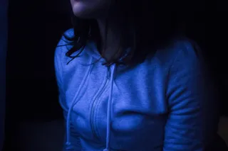 在我卧室的酒吧后面