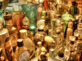 橱柜里的药水，你们中最有效的是？