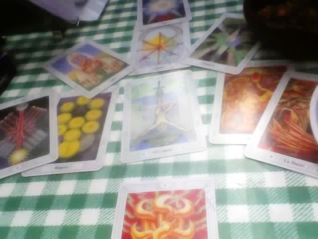 爬行垫,茶几桌,奖状,桌布,金线马赛克,塔罗牌