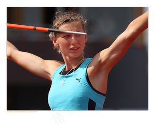 沃尔登竞技：露西亚·斯兰尼科娃（Lucia Slanickova）