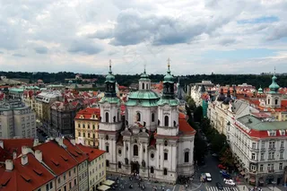 街道,步行街,居民楼,宫殿,天空,布拉格老市政厅塔楼的景色