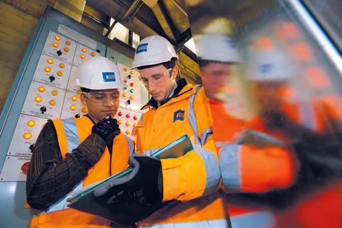 平板电脑,平板手机,,投篮机,Costain的工人