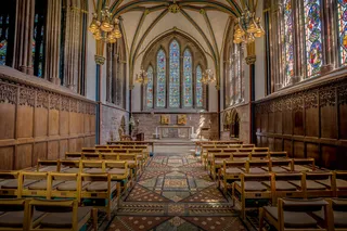 建筑,酒店大厅,管乐器,讲台,宗教祭坛,教会