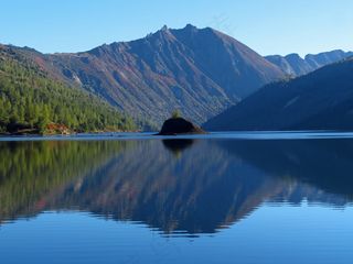 冒险，美丽，蓝蓝的天空，徒步旅行，湖，景观，性质，户外，风景，夏季，旅行，旅游癖，水