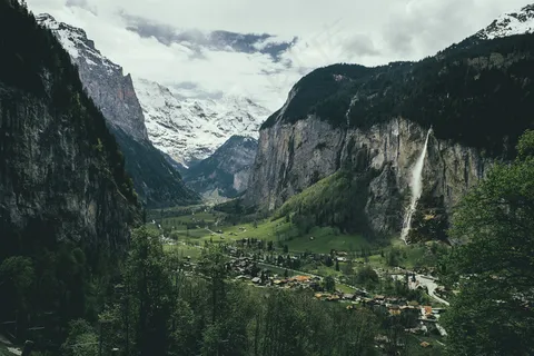 阿尔卑斯山,自然之美,云,欧洲,欧洲,欧洲,草,徒步旅行,湖,草甸,山,户外,山顶,峰顶,范围,岩-对象,风景,天空,雪,夏季,瑞士,树木,谷 阿尔卑斯山,自然之美,云,欧洲,欧洲,欧洲,草,徒步旅行,湖,草甸,山,户外,山顶,峰顶,范围,岩-对象,风景,天空,雪,夏季,瑞士,树木,谷