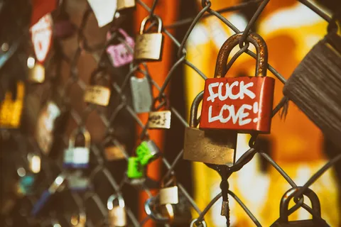 菱形网,屏幕截图,隔热砖,金属马赛克,卡通动漫人物,伦敦