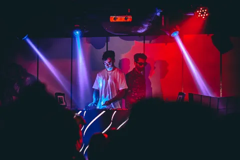 音乐会，舞蹈，舞者，舞蹈演员，跳舞，迪斯科，Dj，人，夜总会