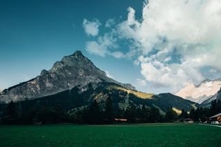 阿尔卑斯山，云，草，草地，绿色，光，山，路径，路，天空，日落，步行