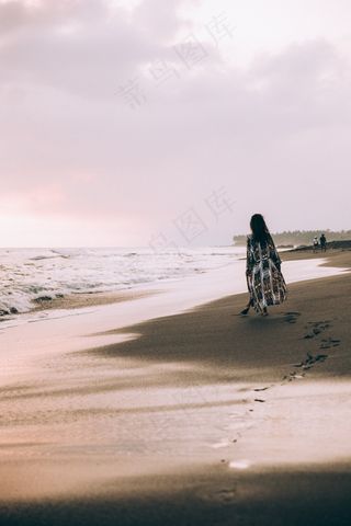 返回，海滩，海岸，女性，脚印，海洋，人，沙，肖尔，天空，潮汐，视图，行走，水，波，妇女