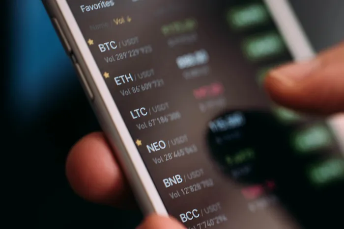 分析，银行，比特币，bittrex，牛市，现金，图表，特写，币库，通讯，计算机，加密，货币，数据，以太坊，金融，增长，手，持有，投资，折线图，莱特币，赚钱，手机，波纹，智能，证券交易所，电话，Touc