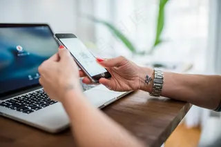 苹果，博客，博客，计算机，自由职业者，酒店，iphone，键盘，笔记本电脑，移动，笔记本，屏幕，智能手机，女人，工作，工作