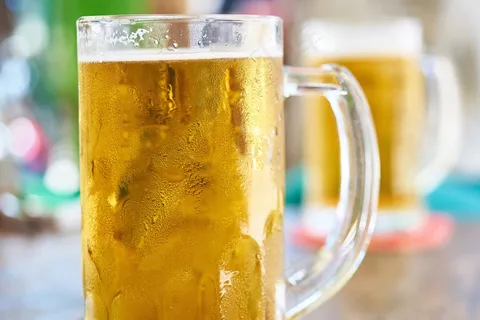 酒精,酒精,啤酒,啤酒,冷,饮料,玻璃,品脱,夏季 酒精,酒精,啤酒,啤酒,冷,饮料,玻璃,品脱,夏季