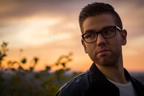 眼镜，男性，男人，模型，肖像，姿势，日落