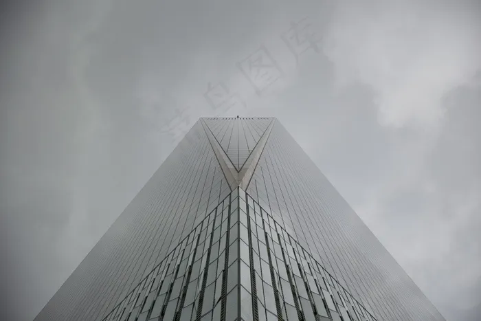 建筑，业务，城市，云，企业，令人生畏，市中心，令人沮丧，灰度，工业，穆迪，办公室，天空，摩天大楼，高，城市，Windows