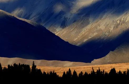 云团，剧烈，黄昏，森林，山，性质，风景，剪影，太阳，阳光，日落，树木，谷