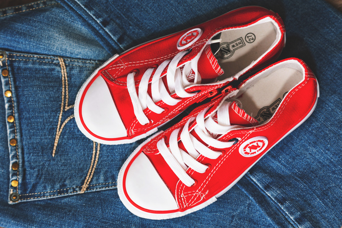 衣服，服装，鞋类，鞋子，鞋子