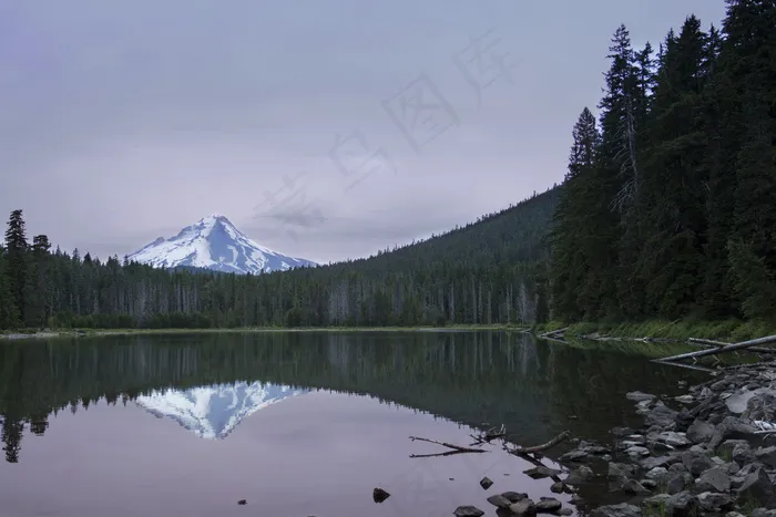 云团，环境，湖，山，自然，性质，户外，反射，岩石，风景，海岸，天空，雪，树木，水