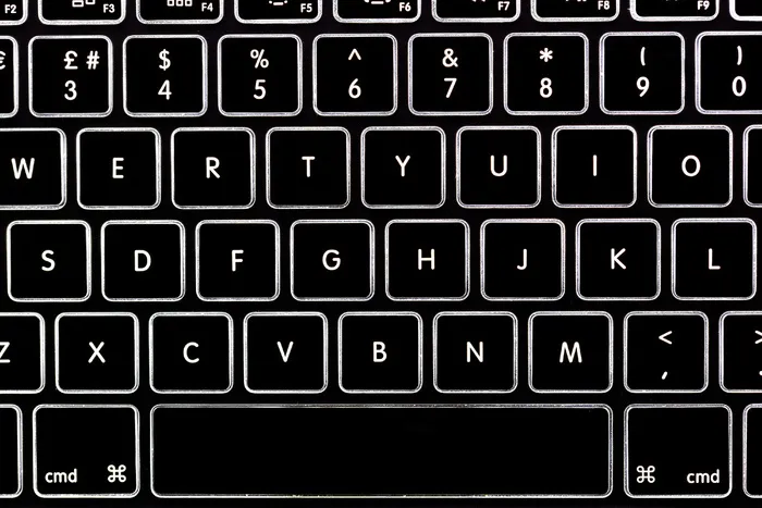 电脑，照明，键盘，笔记本电脑，办公室，工作