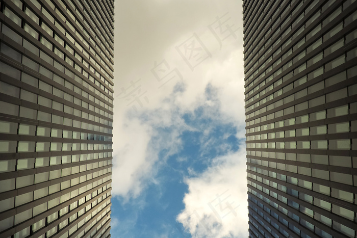 建筑,卷积云,鱼鳞云,天空,自来水过滤器,建造