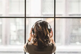 声音，窗户，窗户，女人